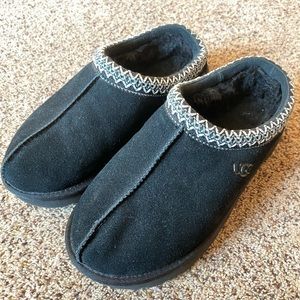 Ugg Tasman Slipper Size 9